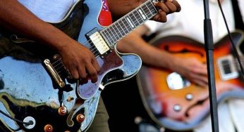 How to solo over chord changes